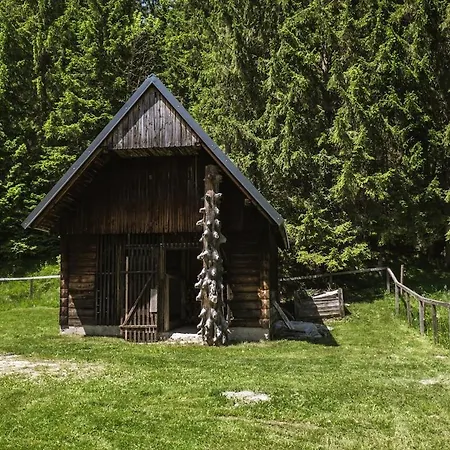Chalet For Big Groups, Nature Is Calling